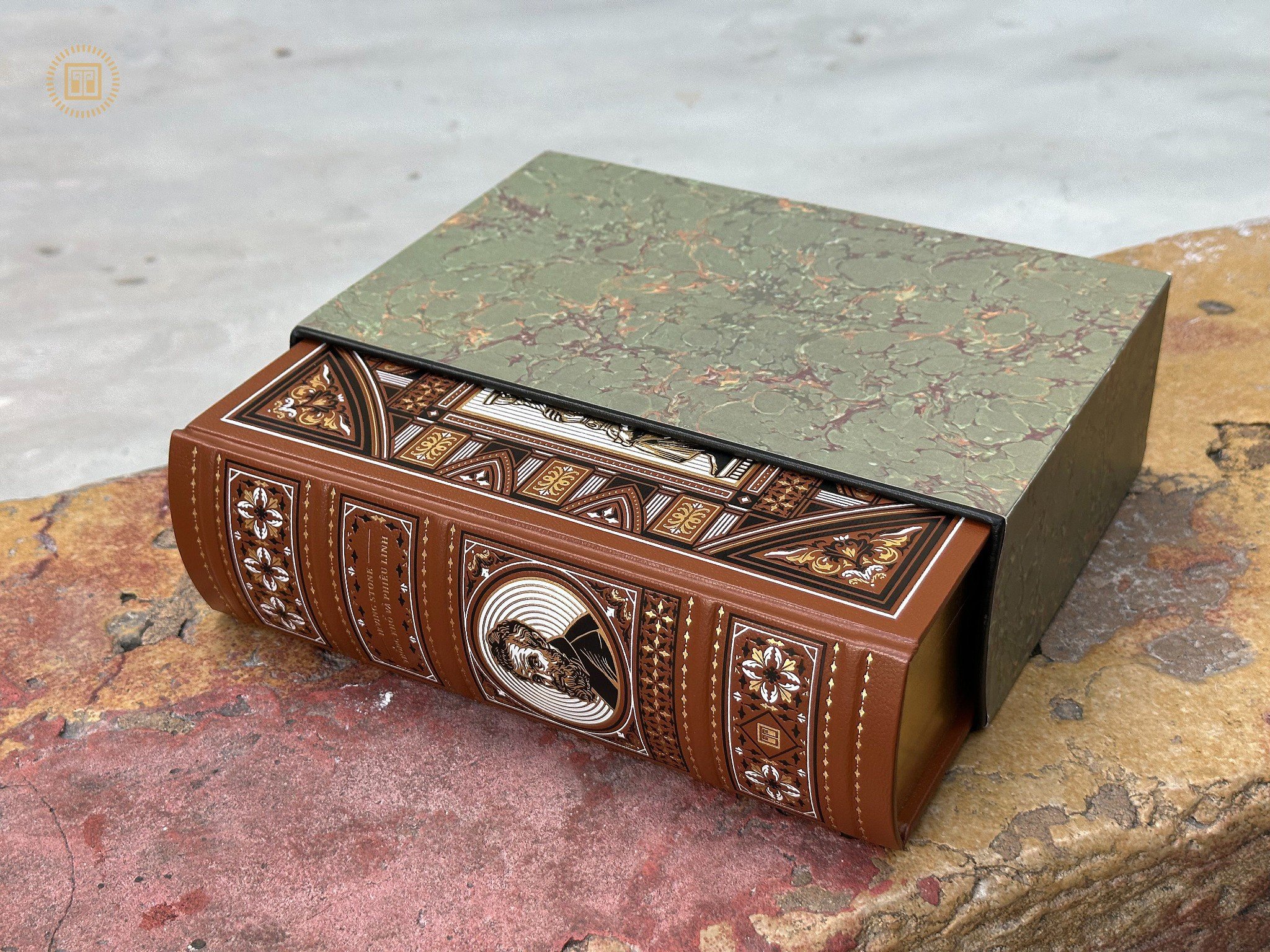 thống khổ và phiêu linh - ấn bản giới hạn - bìa da