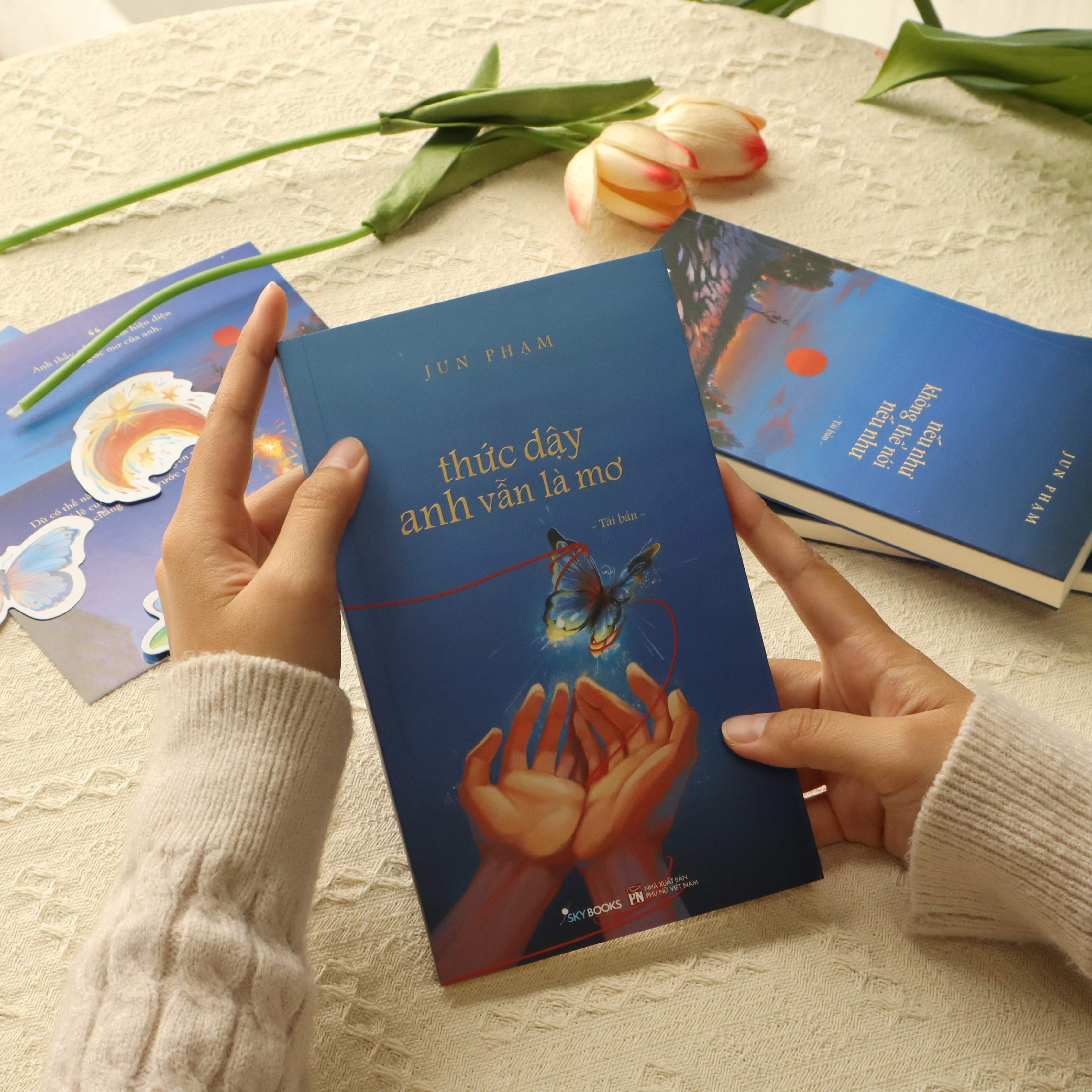 Thức Dậy Anh Vẫn Là Mơ (Tái Bản 2025) - Tặng Kèm Bookmark