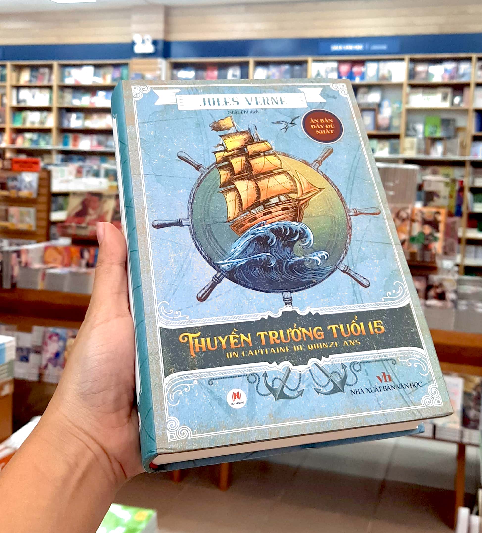 thuyền trưởng tuổi 15 - bìa cứng (tái bản 2023)