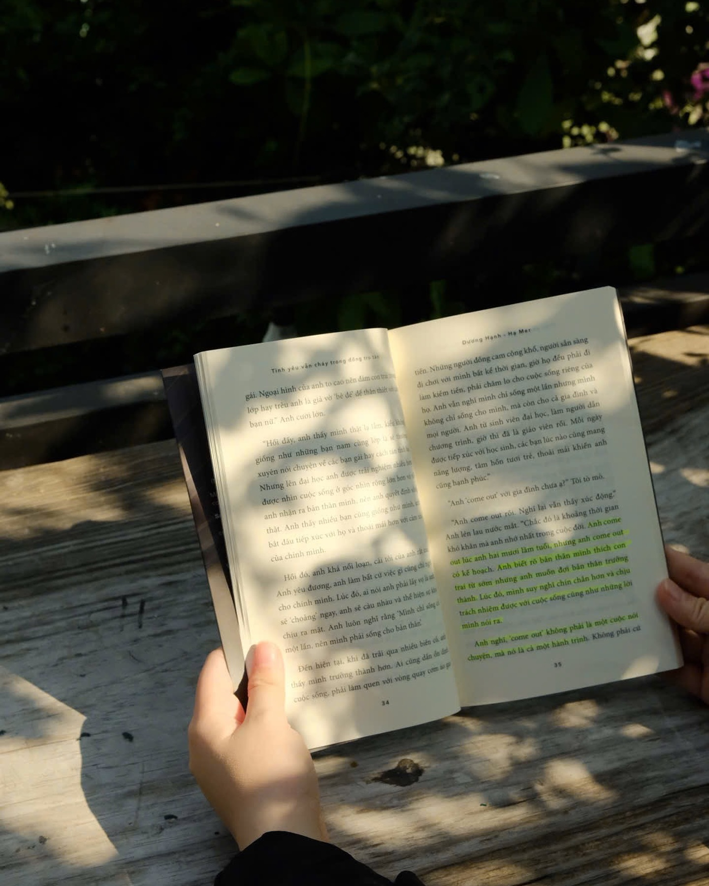 tình yêu vẫn cháy trong đống tro tàn