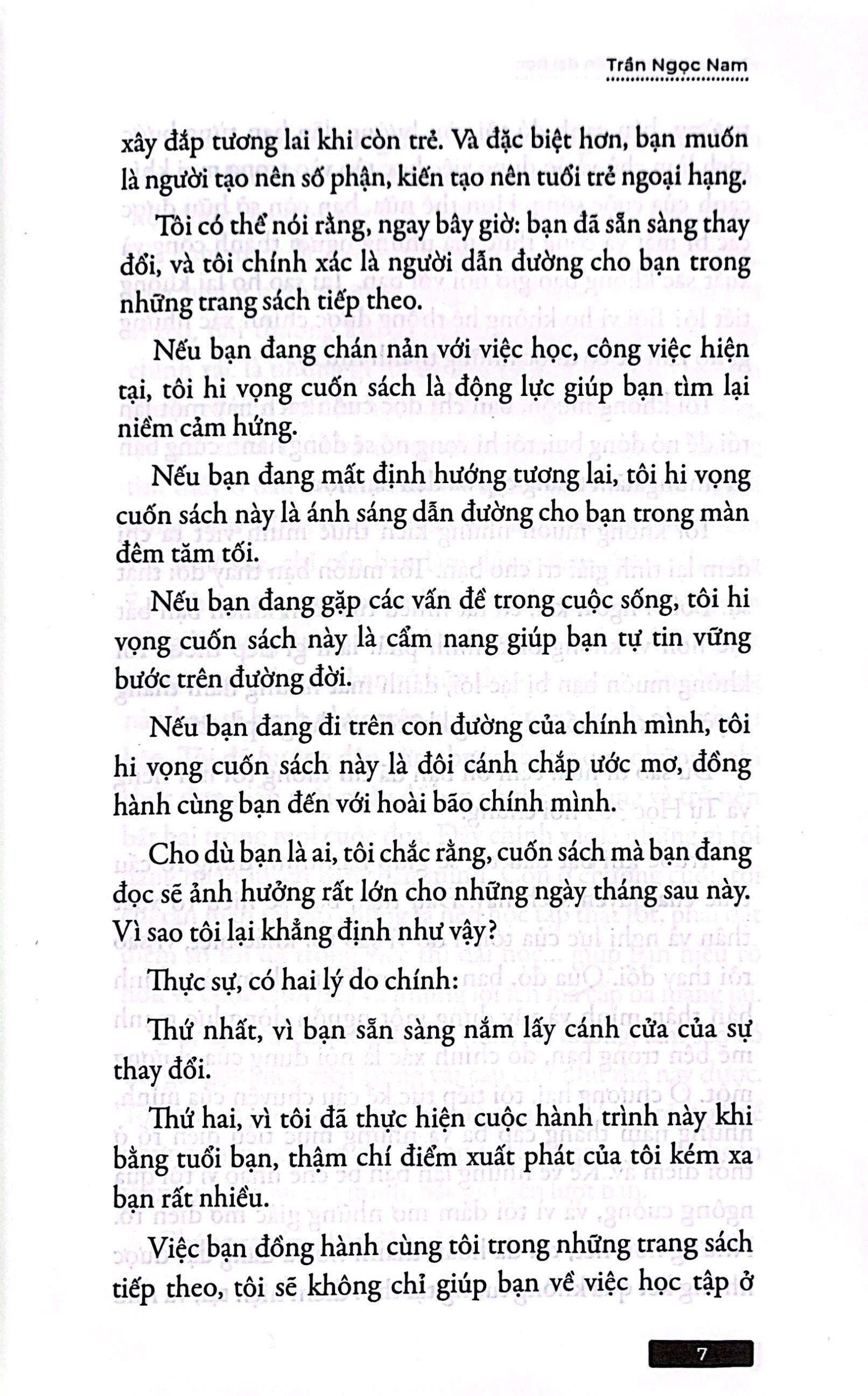 tôi lái máy bay đến đại học