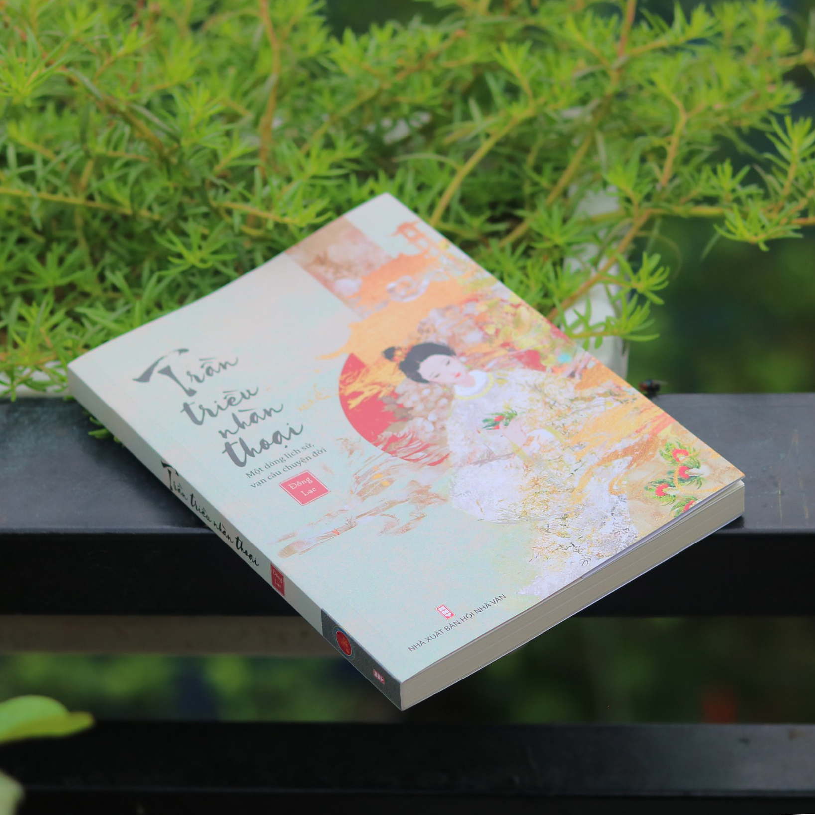 trần triều nhàn thoại