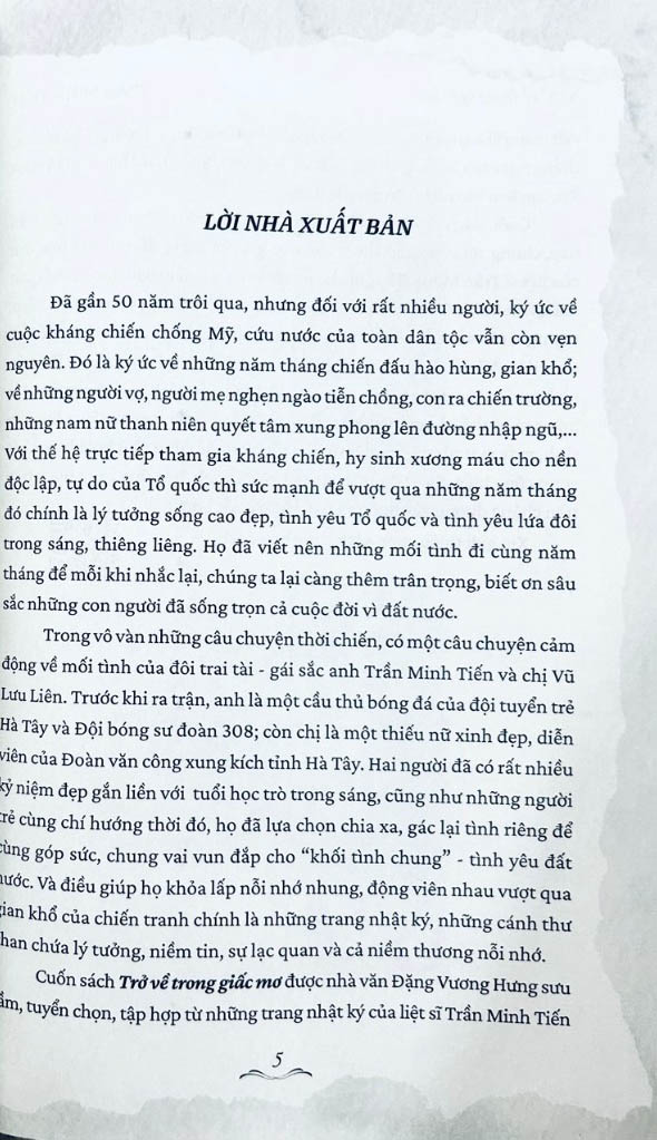 trở về trong giấc mơ (tái bản 2024)