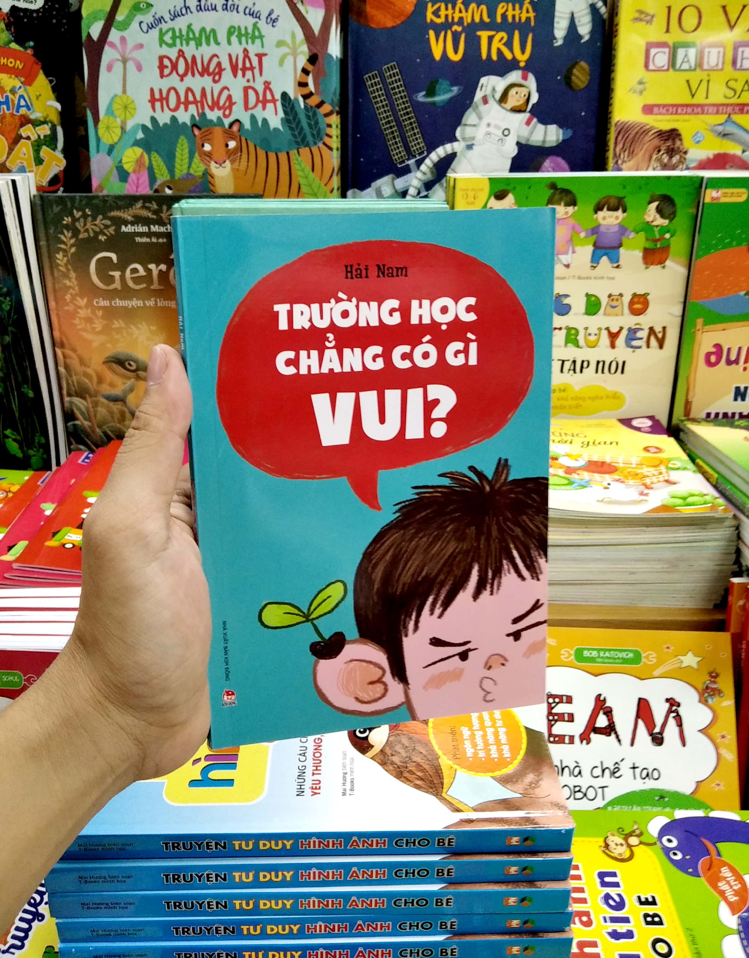 Truong Hoc Chang Co Gi Vui?