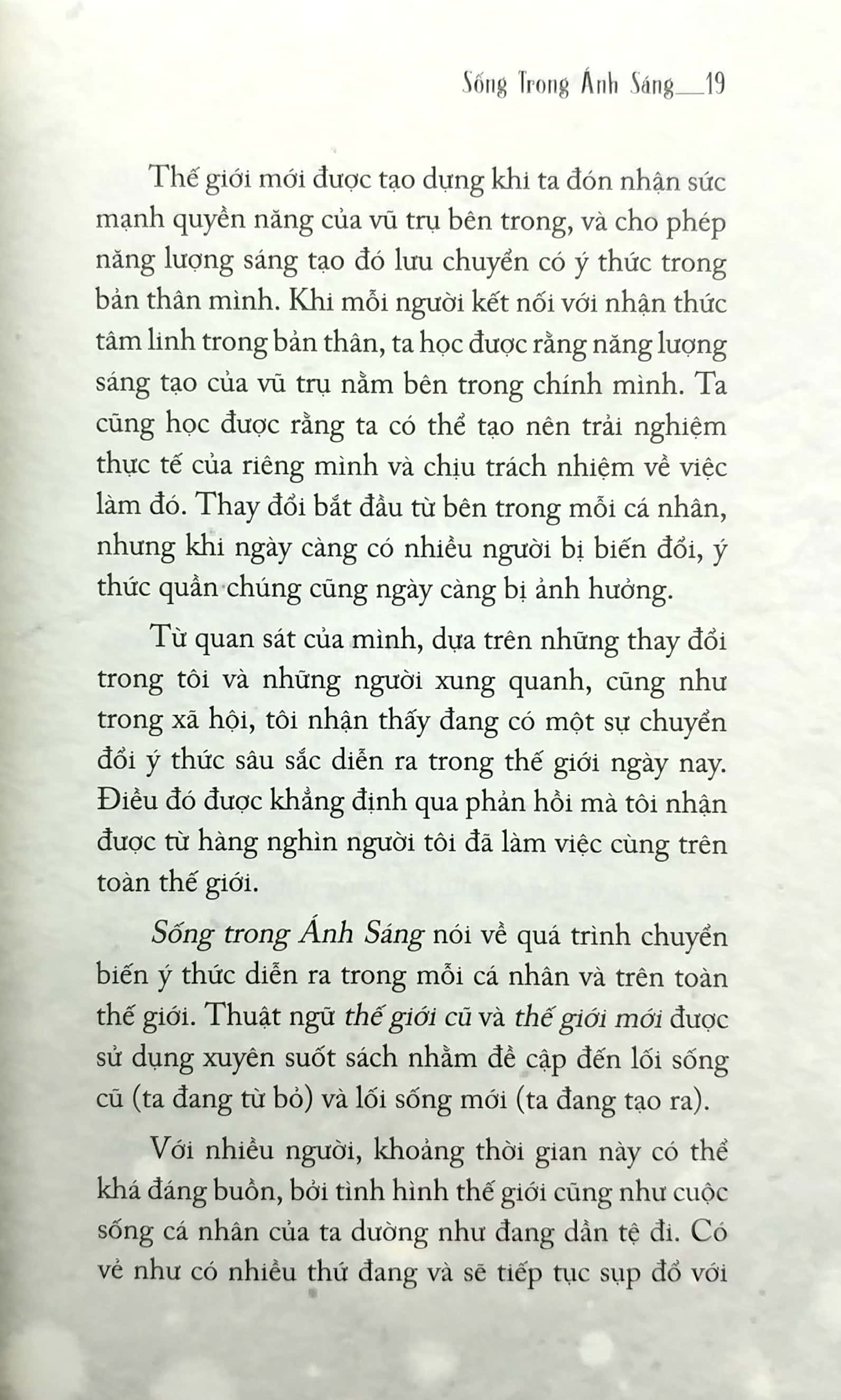 tủ sách tâm linh thế kỷ - sống trong ánh sáng