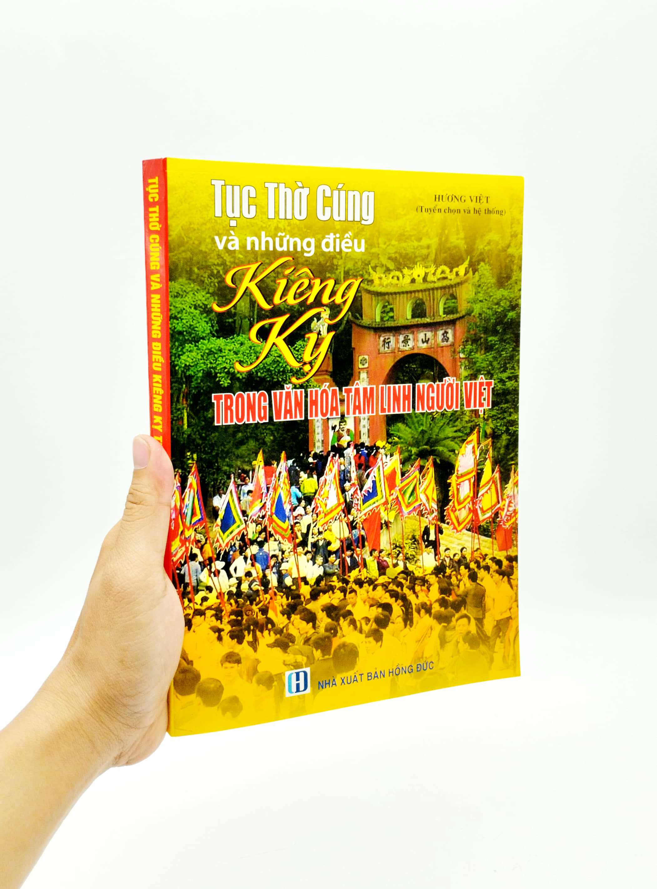 tục thờ cúng và những điều kiêng kỵ trong văn hóa tâm linh người việt