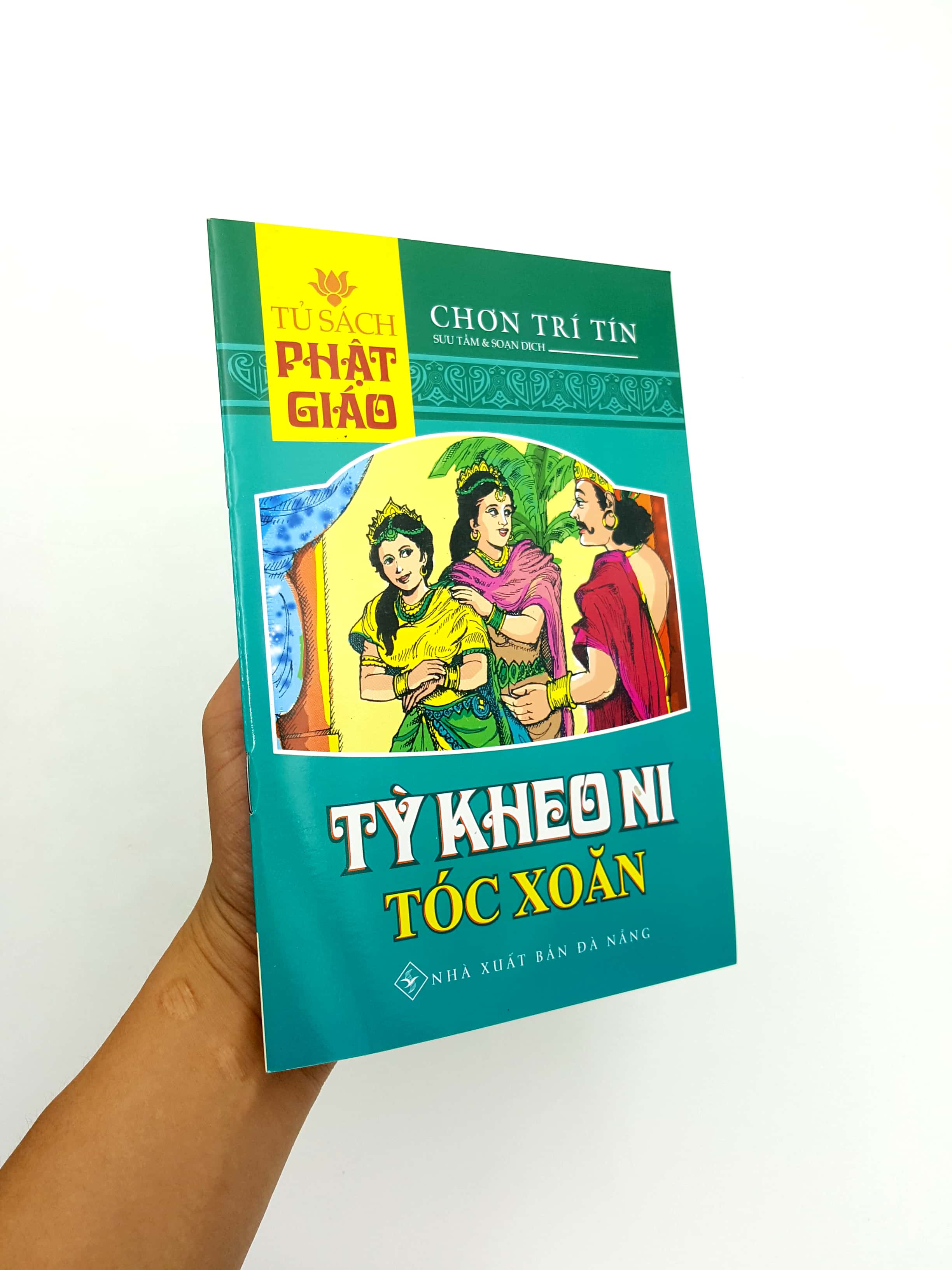 tỳ kheo ni tóc xoăn