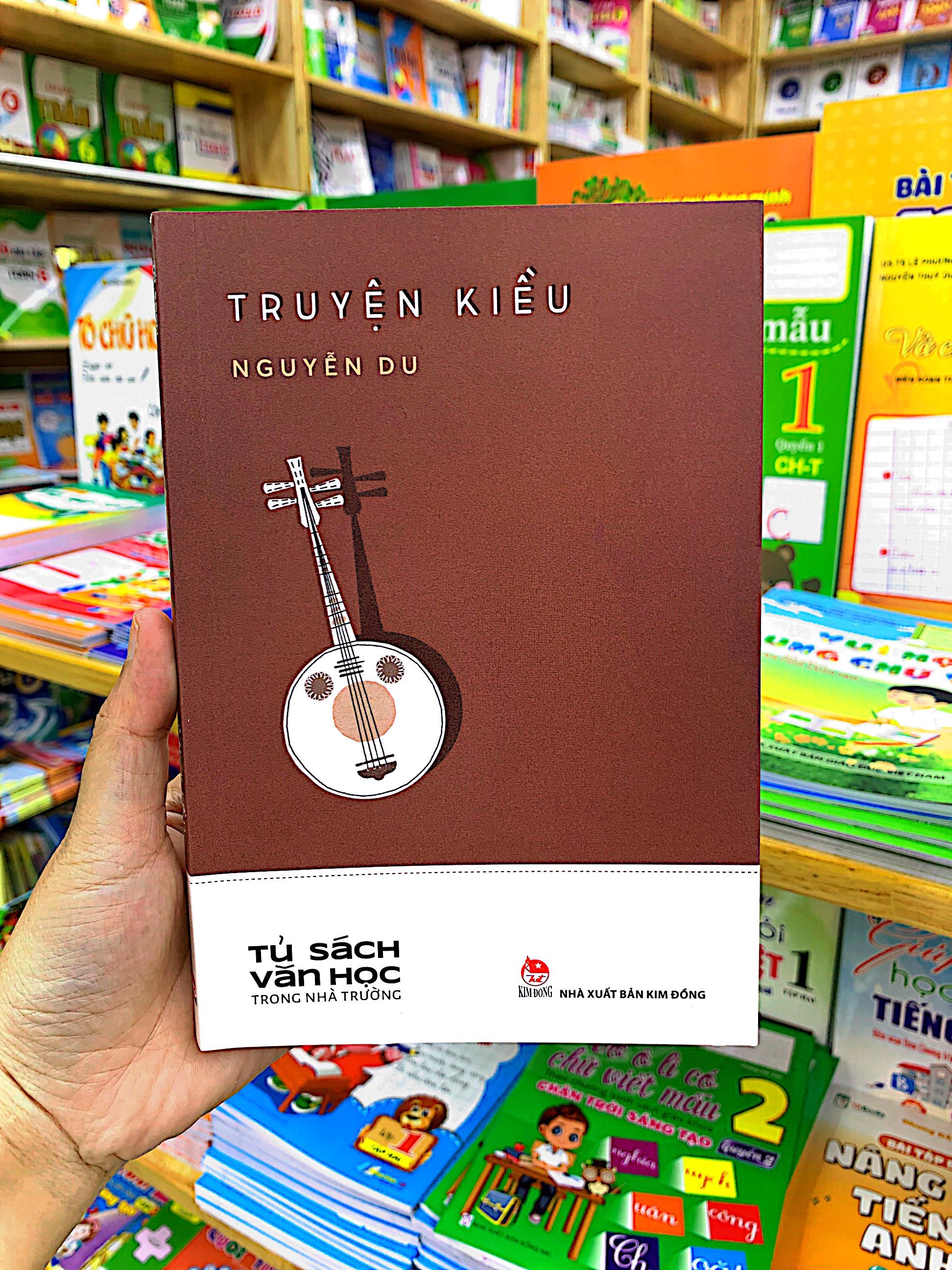 văn học trong nhà trường - truyện kiều (tái bản 2019)