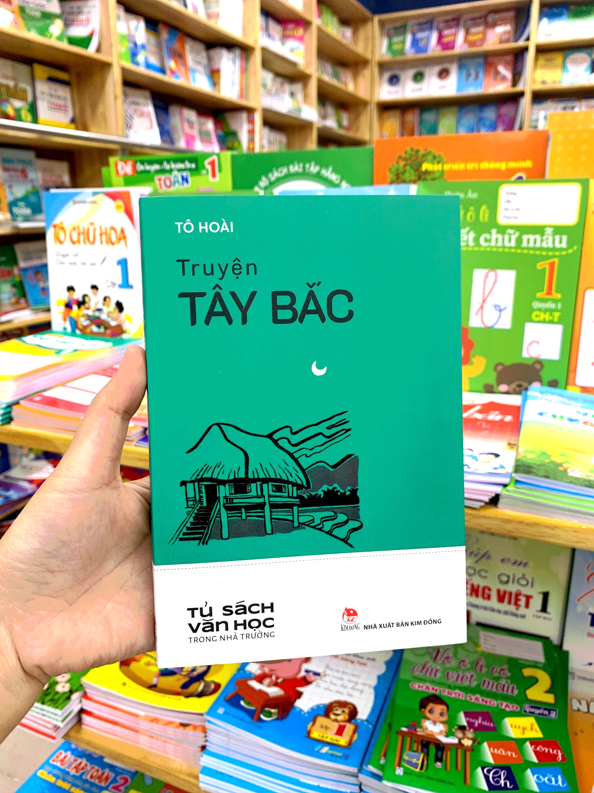 Van Hoc Trong Nha Truong - Truyen Tay Bac