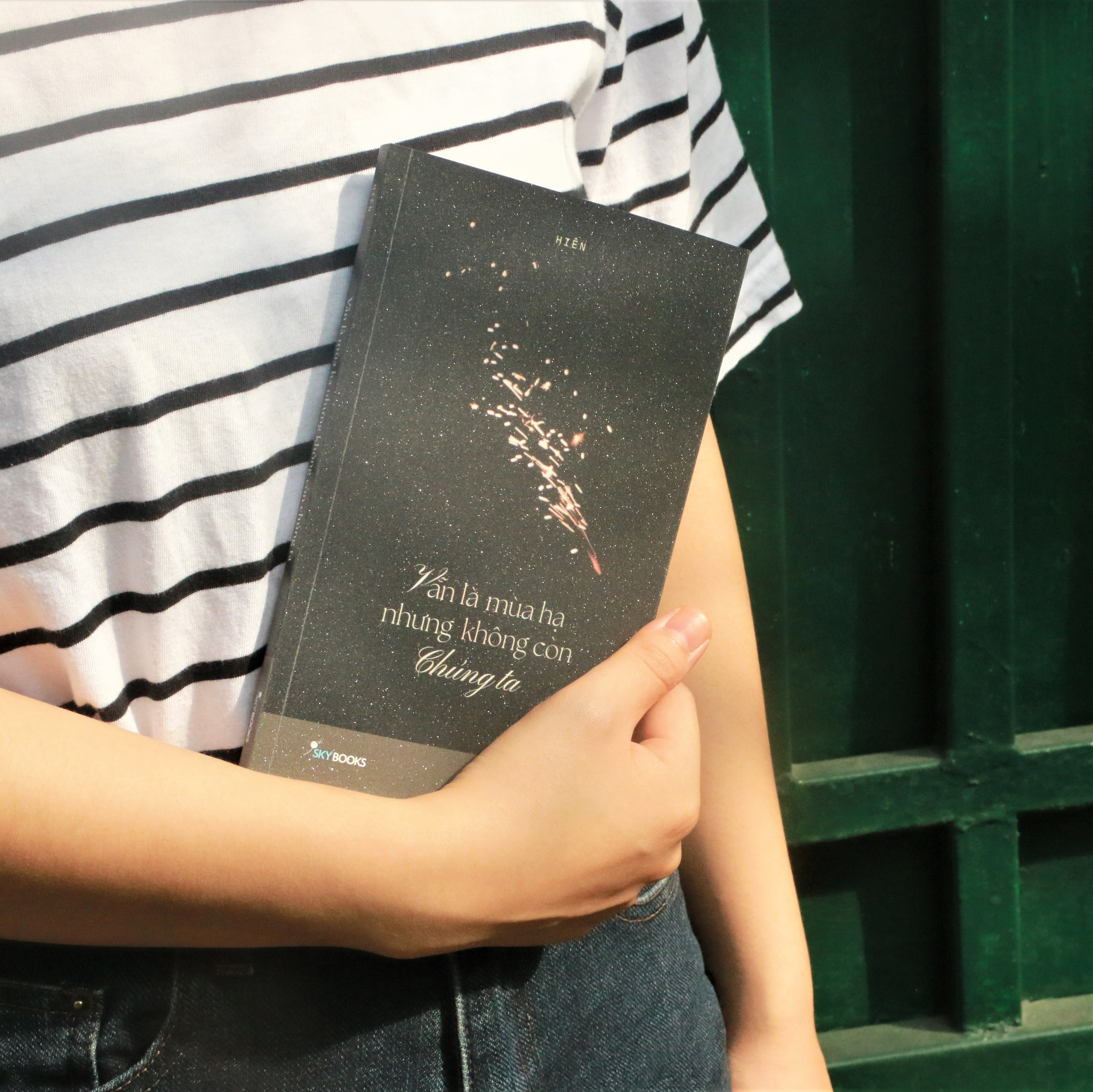 vẫn là mùa hạ nhưng không còn chúng ta (tái bản 2023)