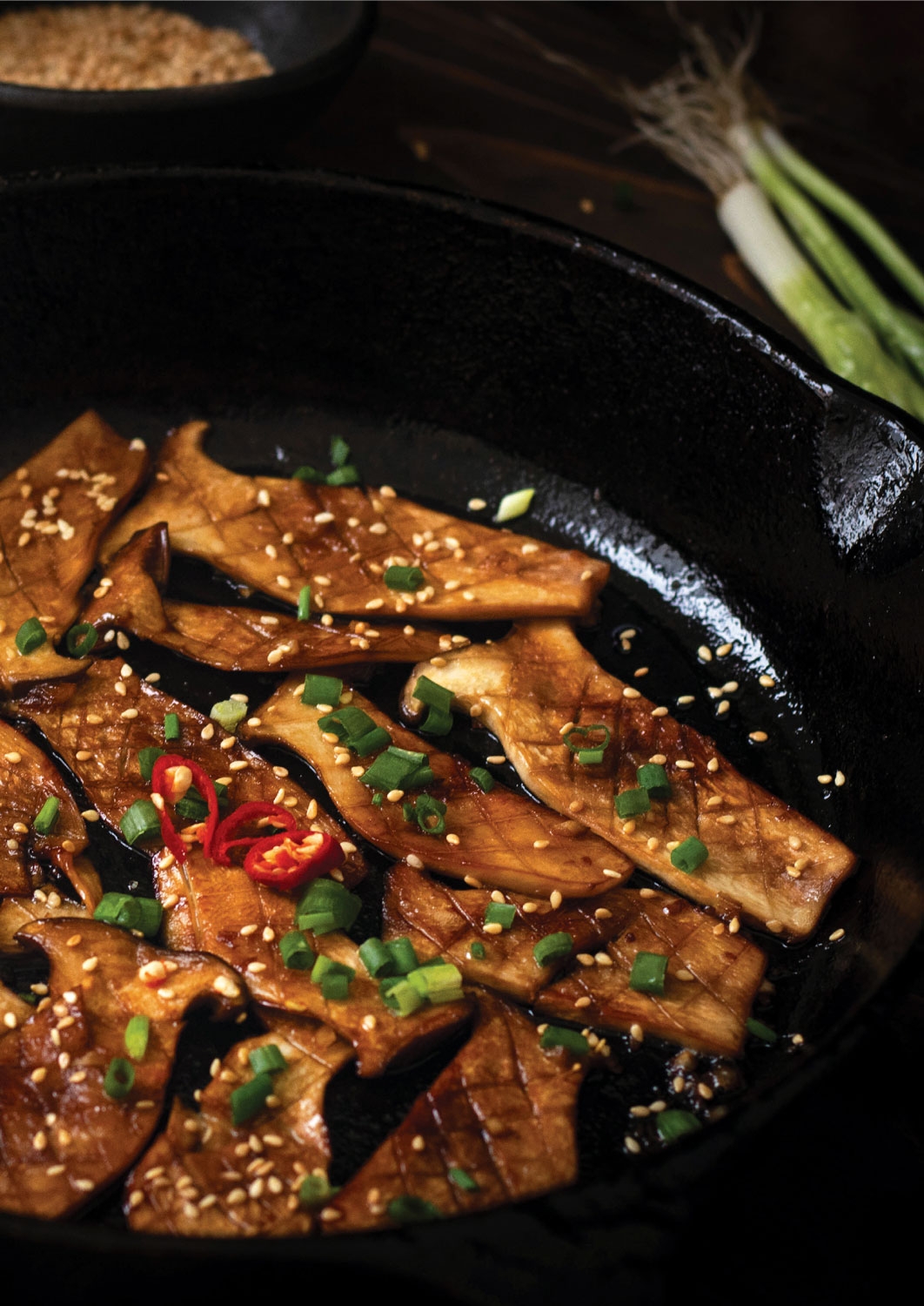 về nhà ăn cơm - 45 công thức thuần chay cho mâm cơm nhà bạn (tái bản 2024)