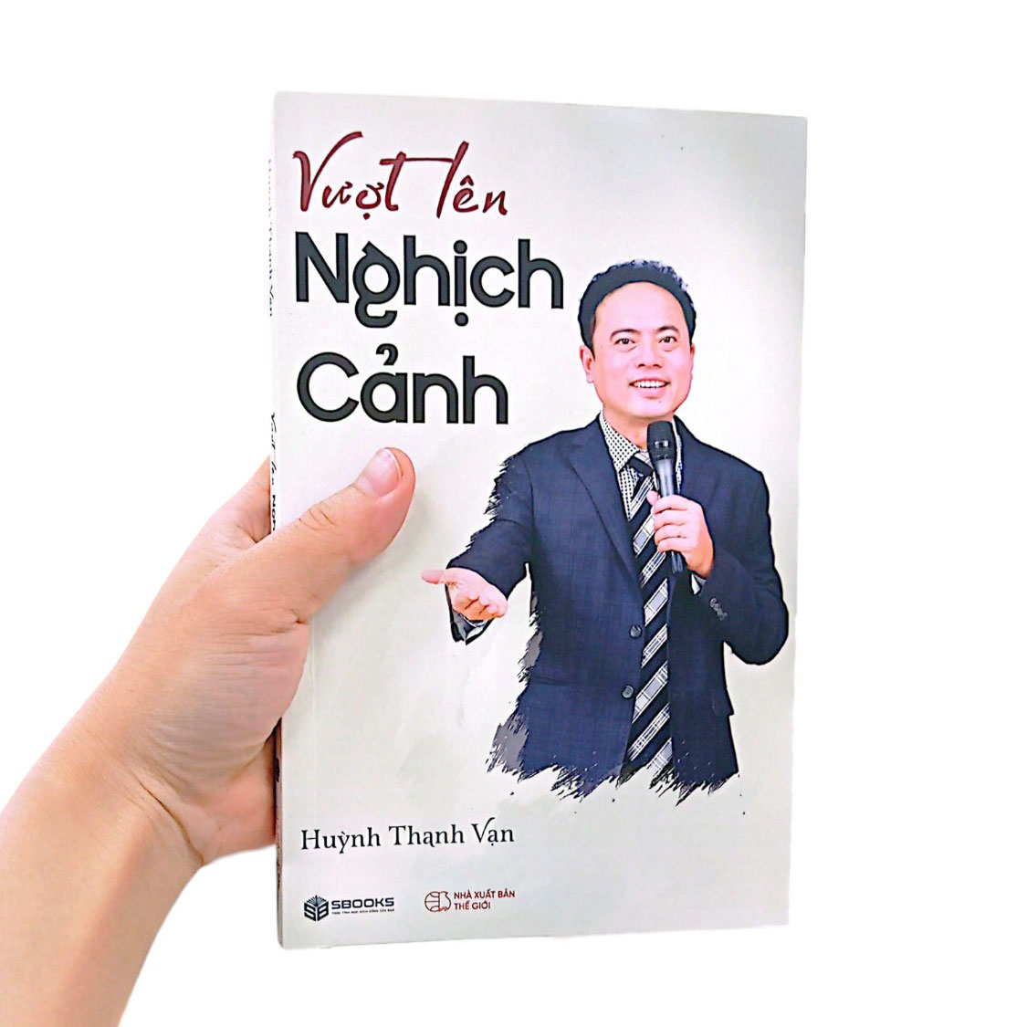 vượt lên nghịch cảnh