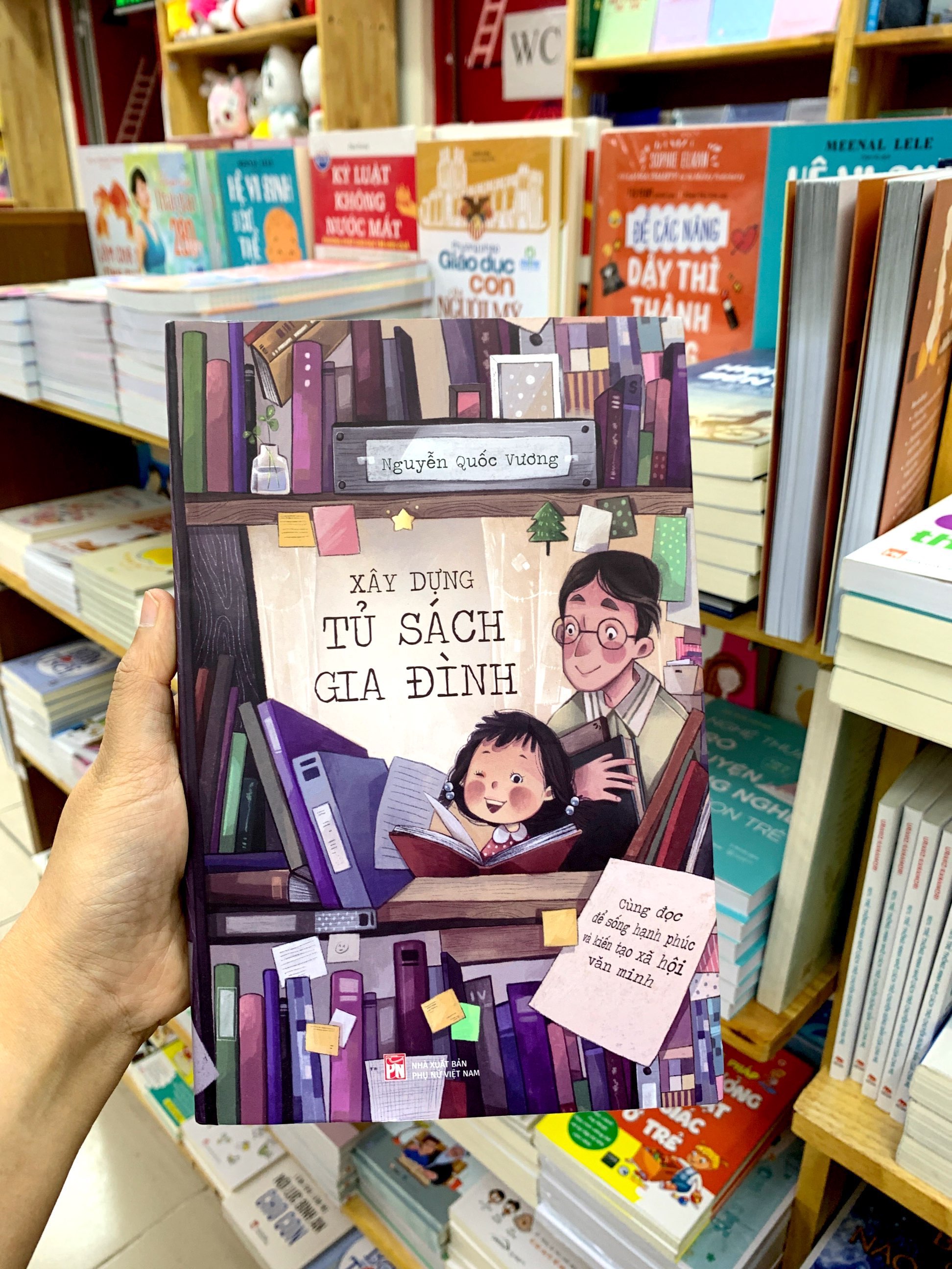 xây dựng tủ sách gia đình - cùng đọc để sống hạnh phúc và kiến tạo xã hội văn minh