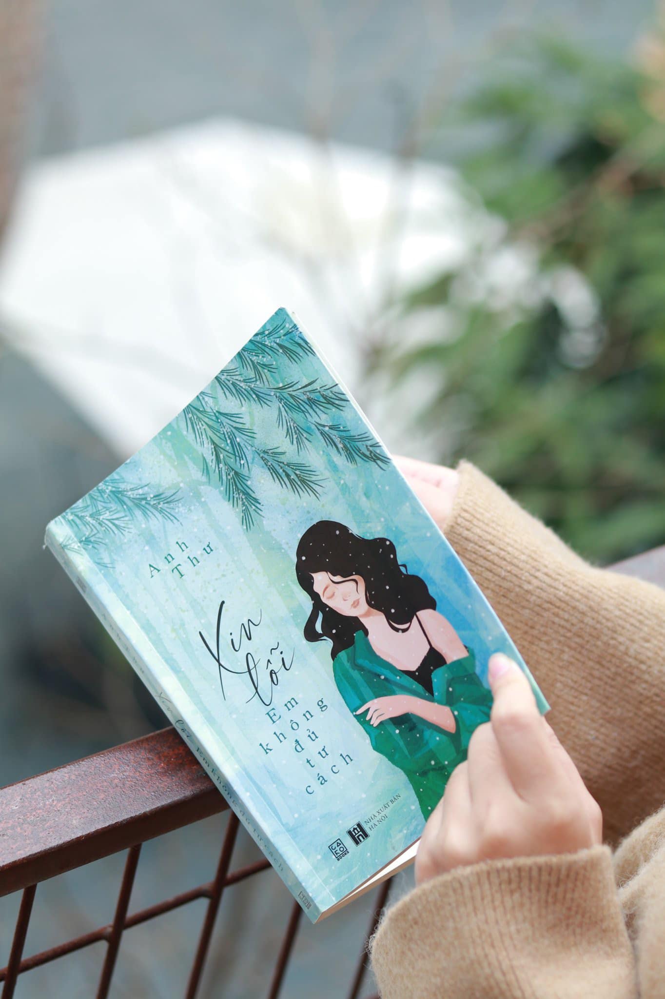 xin lỗi, em không đủ tư cách