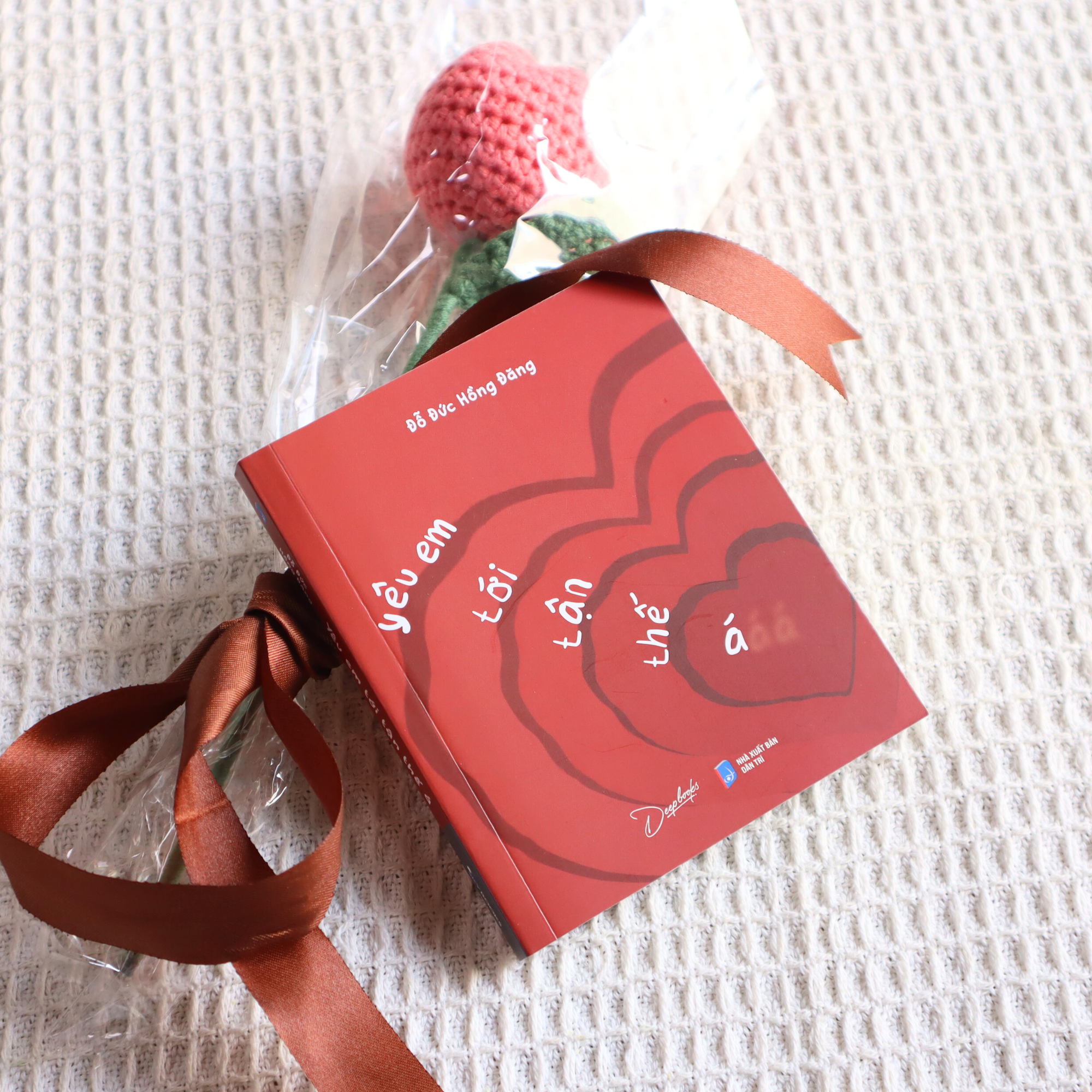 yêu em tới tận thế á