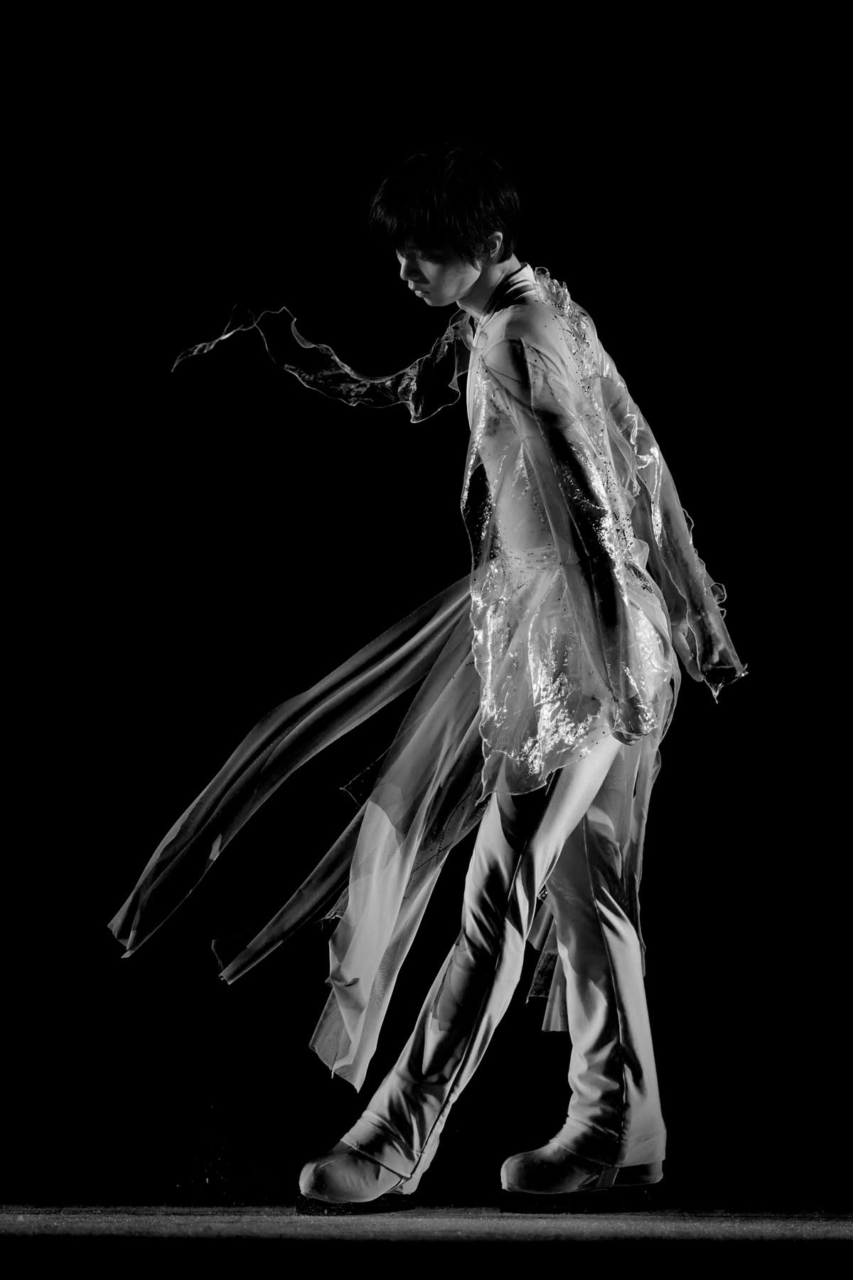 y羽生結弦写真集 - yuzuru hanyu photobook: y